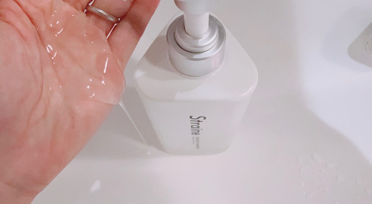 Straine ストレイン ストレートシャンプーの液体