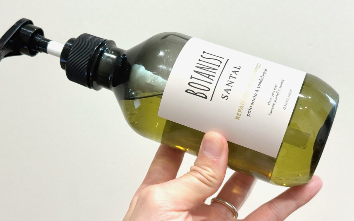 ボタニスト SANTAL(サンタル) 
リペア オイルイン シャンプー