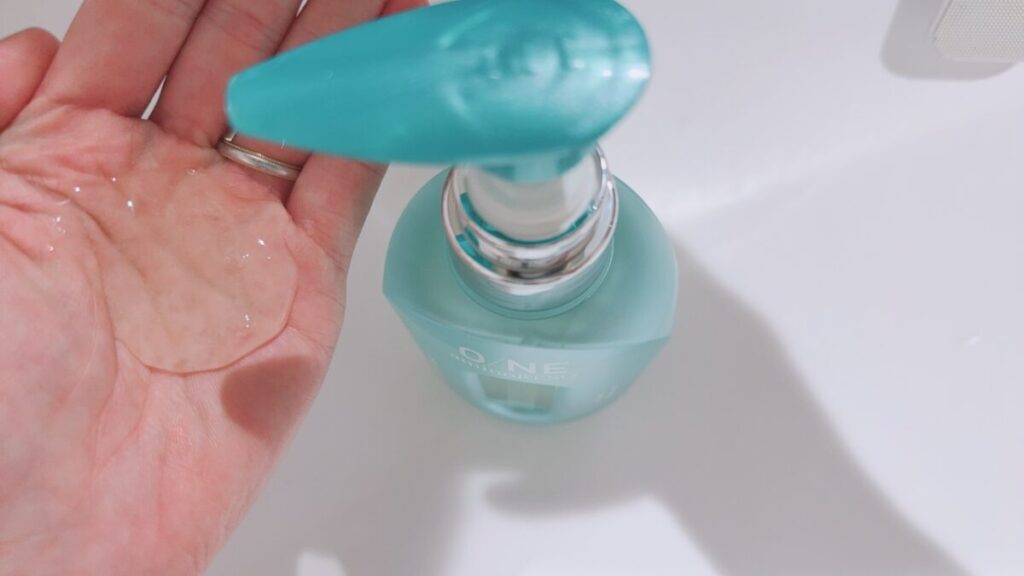 アミノレスキューモイストシャンプーの液体