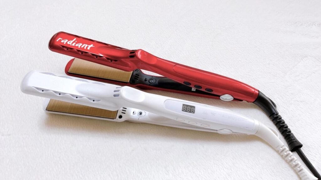 ラディアントと絹女