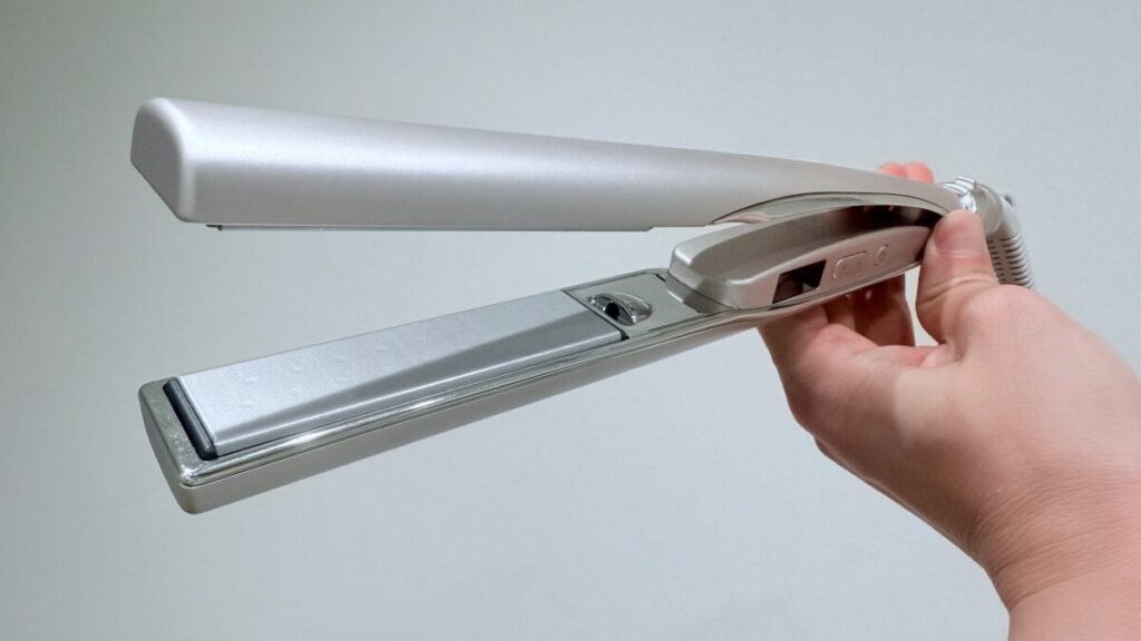 ケアレクト by プリュスオー ストレートアイロン