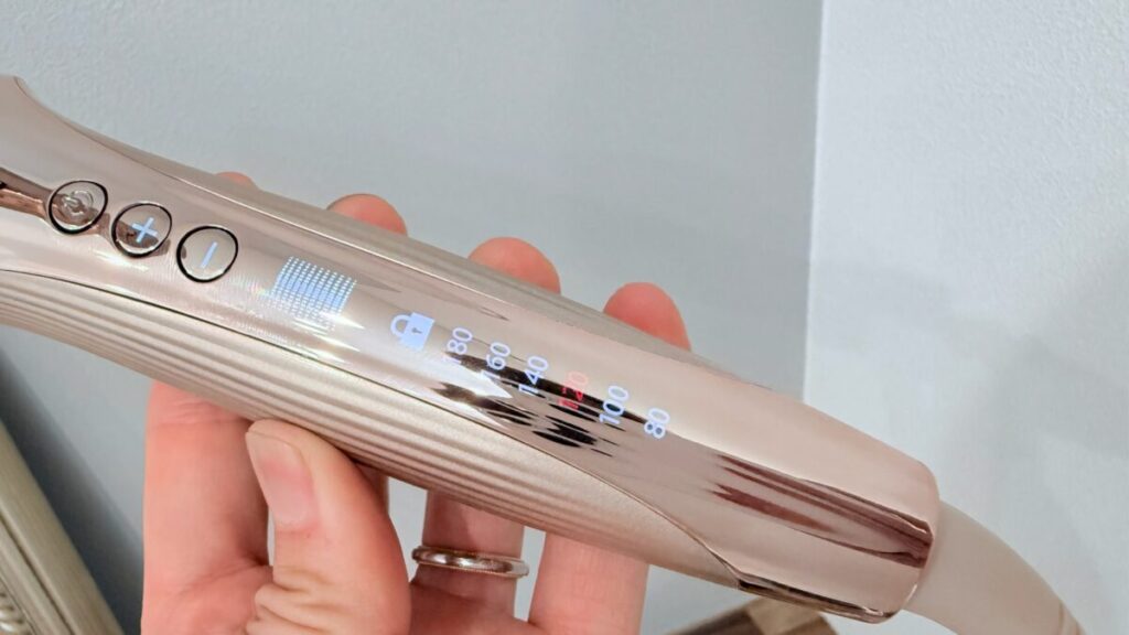 80℃設定が可能になったリファカールアイロンプロ+(プラス)